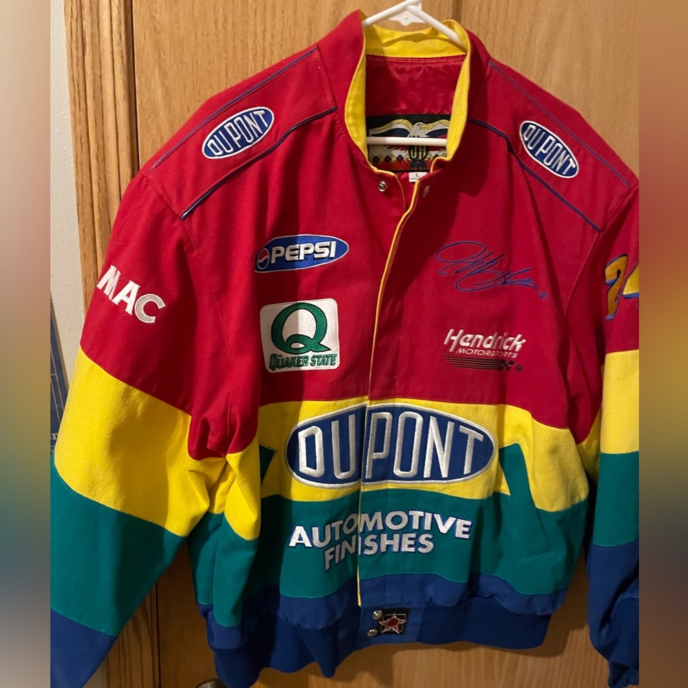 Vintage 90s Jeff Gordon NASCAR racing jacket. Men’s L